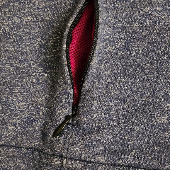 The North Face Chambray Blue Cowl Neck Sweatshirt Women's Sz M Key Hole Sleeve - Picture 5 of 7